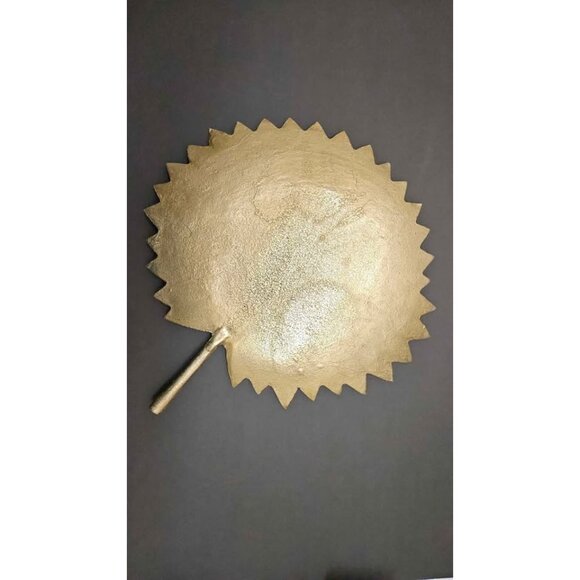 Leon Metal Leaf Decorative Platter - Picture 2 of 7